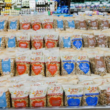 <a href="/produce-products.html#nourishing-foods">NOURISHING</a><div><a href="/produce-products.html#nourishing-foods">FOODS</a></div><div></div>